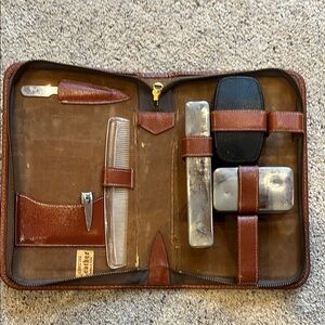 Vintage Leather Grooming Kit